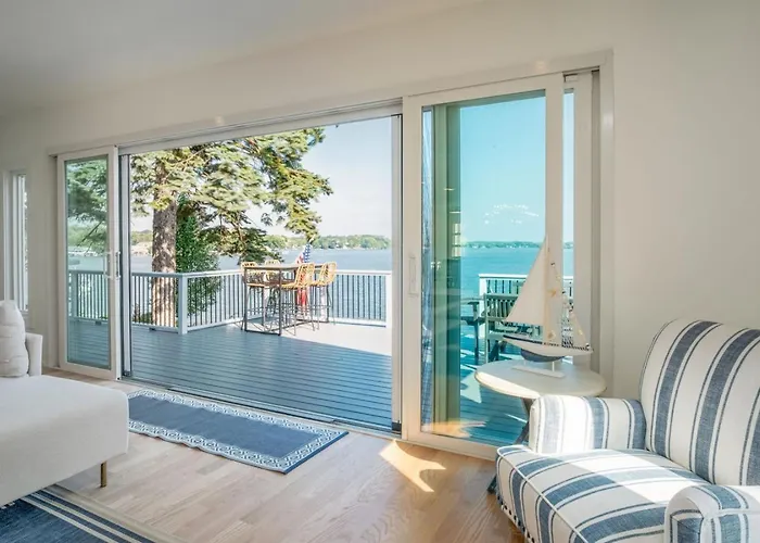 The Blue Sapphire On Mineola Bay 3br 3ba Luxury Lakefront On Mineola Bay Stunning Views On Chain O Lakes * Fox Lake