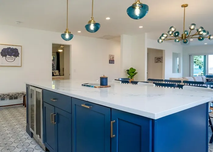 The Blue Sapphire On Mineola Bay 3br 3ba Luxury Lakefront On Mineola Bay Stunning Views On Chain O Lakes Fox Lake