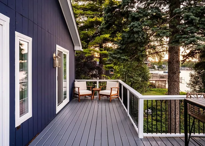 Holiday home The Blue Sapphire On Mineola Bay 3br 3ba Luxury Lakefront On Mineola Bay Stunning Views On Chain O Lakes *