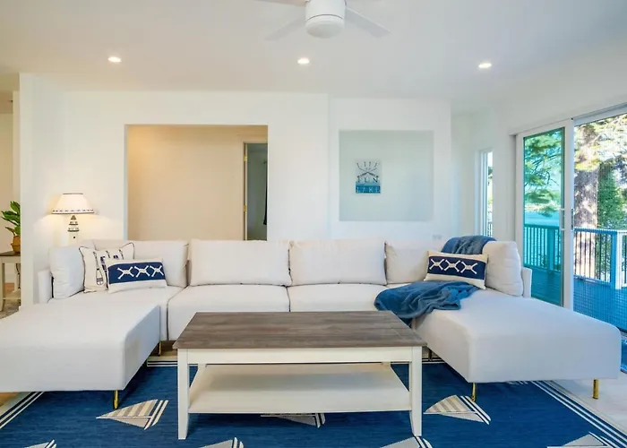 The Blue Sapphire On Mineola Bay 3br 3ba Luxury Lakefront On Mineola Bay Stunning Views On Chain O Lakes Holiday home