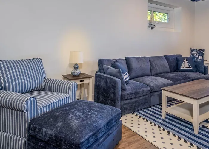 Holiday home The Blue Sapphire On Mineola Bay 3br 3ba Luxury Lakefront On Mineola Bay Stunning Views On Chain O Lakes