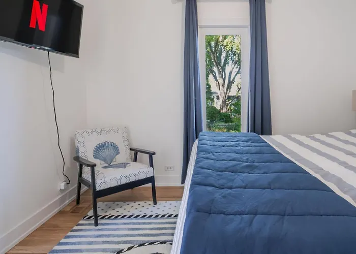 The Blue Sapphire On Mineola Bay 3br 3ba Luxury Lakefront On Mineola Bay Stunning Views On Chain O Lakes Holiday home *