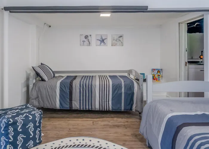 Holiday home The Blue Sapphire On Mineola Bay 3br 3ba Luxury Lakefront On Mineola Bay Stunning Views On Chain O Lakes