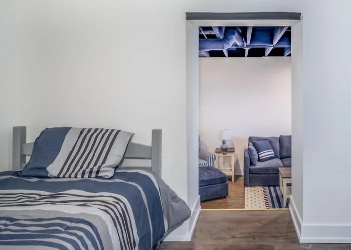 Holiday home The Blue Sapphire On Mineola Bay 3br 3ba Luxury Lakefront On Mineola Bay Stunning Views On Chain O Lakes *