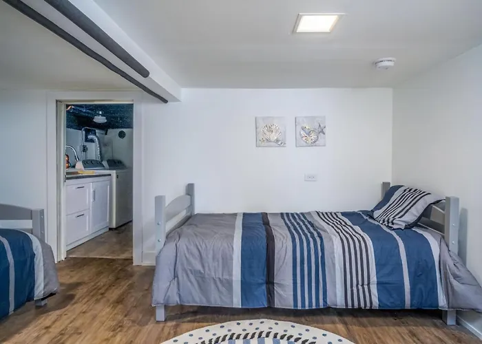 Holiday home The Blue Sapphire On Mineola Bay 3br 3ba Luxury Lakefront On Mineola Bay Stunning Views On Chain O Lakes *