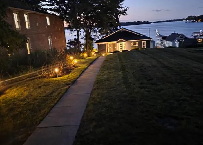 The Blue Sapphire On Mineola Bay 3br 3ba Luxury Lakefront On Mineola Bay Stunning Views On Chain O Lakes *