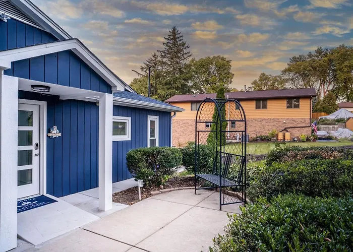 The Blue Sapphire On Mineola Bay 3br 3ba Luxury Lakefront On Mineola Bay Stunning Views On Chain O Lakes Holiday home